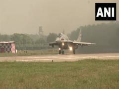 
      
      MiG-29 fighter returns to base after Cairo exercise
      
      