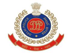 
      
      Hungarian national targeted by bike-borne snatchers  in Delhi
      
      