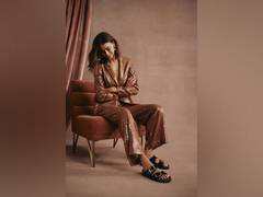 
      
      BIRKENSTOCK set to leave footprint at Lakmé Fashion Week X FDCI
      
      