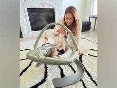 
      
      Ileana D'Cruz all smiles as she plays with her son Koa Phoenix
      
      
