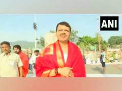 
      
      Maharashtra DyCM Fadnavis offers prayer at Tirumala temple
      
      