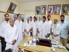 
      
      Leaders of Shiromani Akali Dal, BJP meet KC Venugopal
      
      
