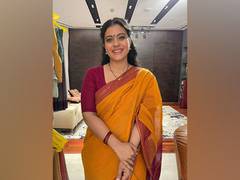 
      
      Kajol celebrates first day of Navratri in orange saree
      
      