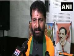 
      
      BJP alleges Rs 42 cr cash stash part of Congress poll fund
      
      