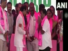 
      
      Ponnala Lakshmaiah joins BRS days after quitting Congress
      
      