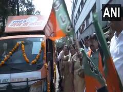 
      
      MP polls: Kailash Vijayvargiya flags off campaign vehicles
      
      