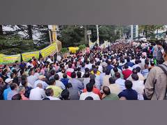 
      
      Himachal: Zila Parishad workers end 22-day strike
      
      