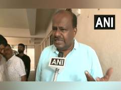 
      
      Kumaraswamy attacks Siddaramaiah, DKS over electricity issue
      
      