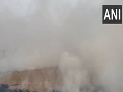 
      
      Delhi's AQI turns very poor, stubble-burning reported in Haryana
      
      