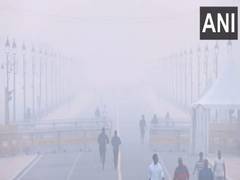 
      
      Delhi's air quality continues to remain in 'very poor' category
      
      