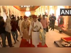 
      
      Jyotiraditya Scindia offers prayers at Gorkhi Devghar in Gwalior
      
      