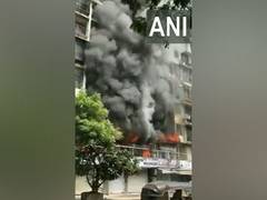 
      
      2 including minor killed in building fire at Mumbai's Kandivali
      
      