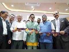 
      
      Anil Kapoor Inaugurates Malabar Gold & Diamonds Store in Borivali
      
      