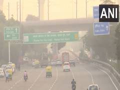 
      
      Air quality in Delhi continues to remain in 'very poor' category
      
      