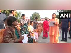 
      
      CM Yogi hears 200 people at Janata Darshan, gives instructions
      
      