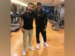 
      
      Rashid Khan bumps into Kartik Aaryan, shares gym pic
      
      