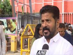 
      
      Telangana Congress chief registers complaint with EC against BRS
      
      