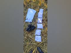 
      
      Police-BSF foils attempt to smuggle contraband in Gurdaspur
      
      