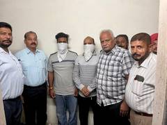
      
      2 held by Punjab Vigilance Bureau for taking Rs 4 lakh bribe
      
      