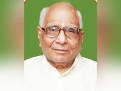 
      
      Amit Shah condoles death of RSS senior Pracharak Ranga Hari
      
      