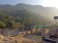 
      
      Sikkim: Teesta Stage 6 dam barrage deck slab open
      
      