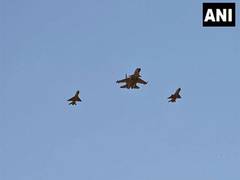 
      
      MiG-21 Bisons fly for the last time over Barmer in Rajasthan
      
      