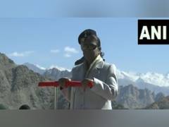 
      
      President Murmu arrives in Leh; to attend Ladakh Foundation Day 
      
      