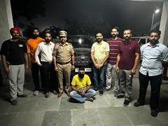 
      
      Tarn Tarn Police thwart cross-border drug smuggling attempt
      
      