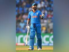 
      
      Rashid, Bhavani Devi wish Kohli on equalling Tendulkar's record
      
      
