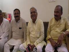 
      
      Congress came to power in Karnakata cheating people: BJP leader 
      
      
