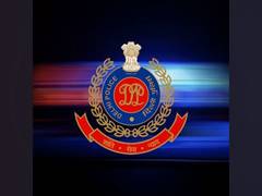 
      
      Delhi Police sub-inspector booked, suspended for extorting money
      
      