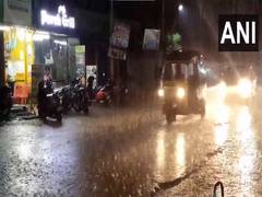 
      
      Incessant rainfall leads to waterlogging in several TN districts
      
      