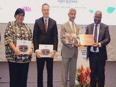 
      
      Jaishankar hosts G20 ambassadors at Yashobhoomi convention centre
      
      