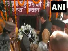 
      
      CM Dhami pays tribute to states' martyrs 
      
      