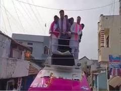 
      
      Telangana: KTR escapes mishap while campaigning in Nizamabad 
      
      