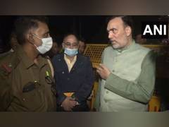 
      
      Delhi ministers hit the road for execution of pollution plans
      
      