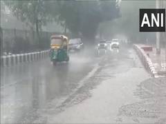 
      
      Slight improvement in AQI after rain in Delhi
      
      