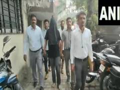 
      
      Mumbai crime branch recovers drugs worth Rs 5 Cr, two held
      
      