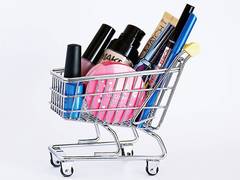 
      
      Roop Chaturdashi celebrations witness 15,000 crore cosmetic sales
      
      