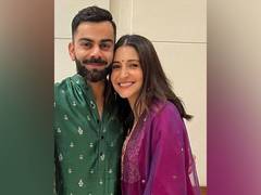 
      
      Anushka Sharma glows in pink as she poses with Virat Kohli
      
      