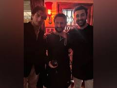
      
      Ranbir twins with ‘Jiju’ Saif , Ibrahim in black at Diwali party
      
      