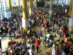 
      
      Passengers flock to railway stations ahead of Chhath Pooja
      
      