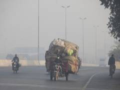 
      
      Pakistan: Air pollution crisis intensifies in Lahore
      
      