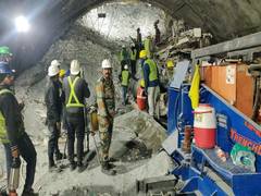 
      
      6-inch alternative pipe reaches trapped labourers
      
      