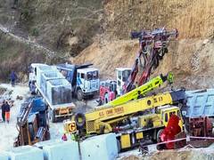 
      
      Jharkhand govt team all set to airlift 15 state workers trapped 
      
      