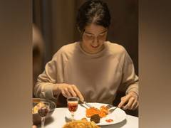 
      
      Poor eating choices are linked to poor mental health
      
      