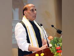 
      
      Rajnath Singh pays tributes to victims of 26/11 terror attacks
      
      