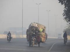 
      
      Pakistan's Lahore remains most polluted city of world 
      
      