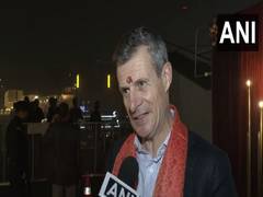 
      
      'Dev Deepawali' captivate envoys, delegates in Varanasi
      
      