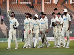 
      
      Kiwis restrict Bangladesh to 310/9 on first day of Sylhet Test
      
      
